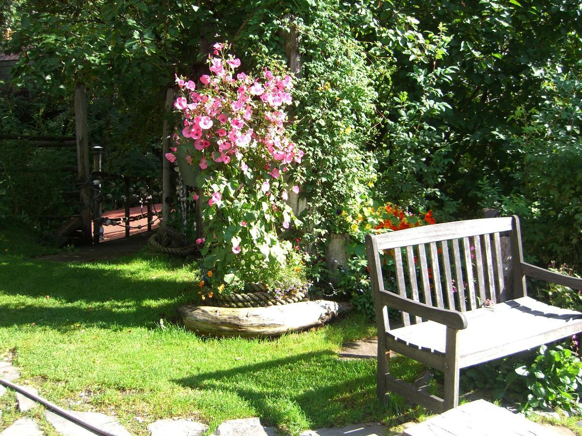Brigitte'S Bavarian Bed Und Breakfast Millers Landing Экстерьер фото