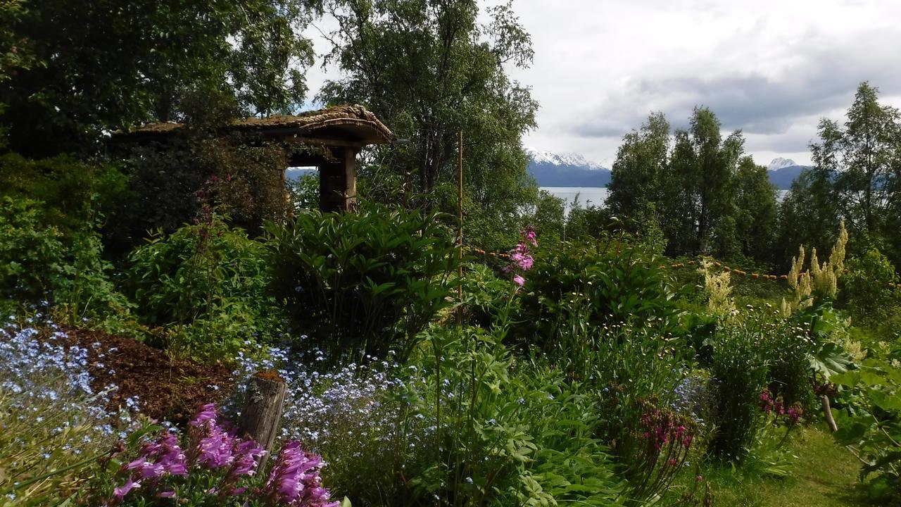 Brigitte'S Bavarian Bed Und Breakfast Millers Landing Экстерьер фото