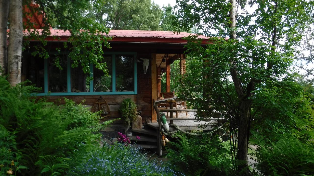 Brigitte'S Bavarian Bed Und Breakfast Millers Landing Экстерьер фото